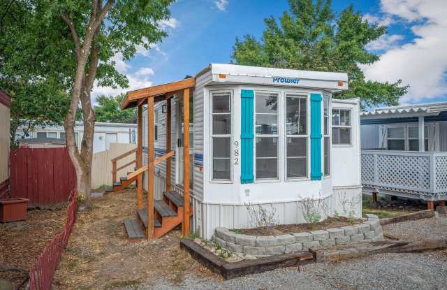 Maranatha 1 bed 1 bath manufactured home - 982 North Labelle Loop, Post Falls, ID 83854
