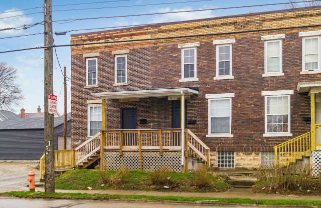 1050 Sullivant Avenue Gallery 2