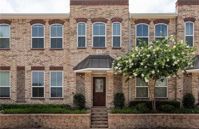 310 Lily Lane - 310 Lily Lane, Lewisville, TX 75057
