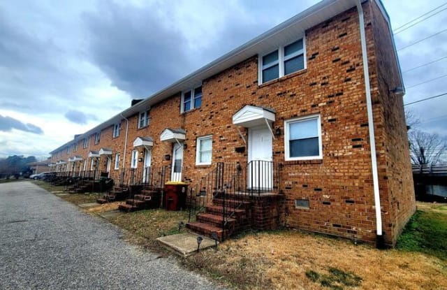 1518 West Clara Drive - 1518 West Clara Drive, Petersburg, VA 23803