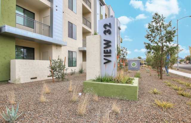 View 32 Apartments Gallery 3