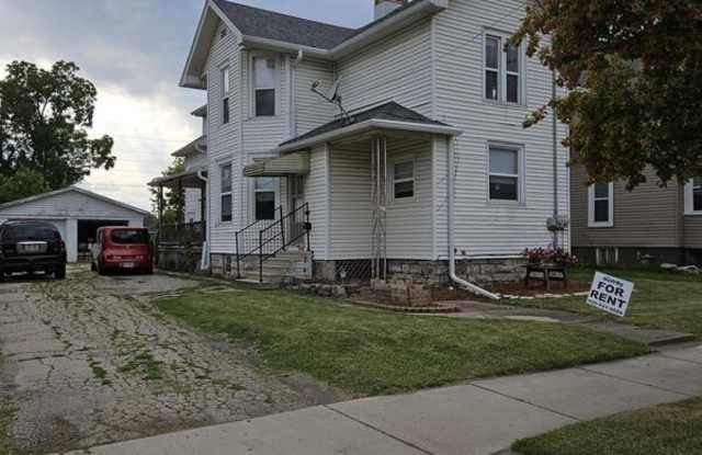 425 Monroe Street - Upper photos photos