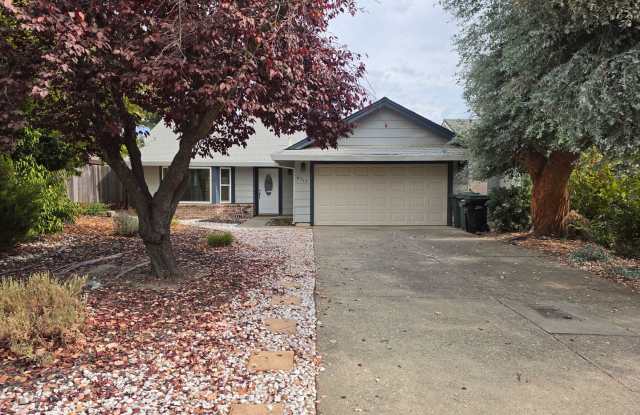 8313 Crossoak Way Gallery 1