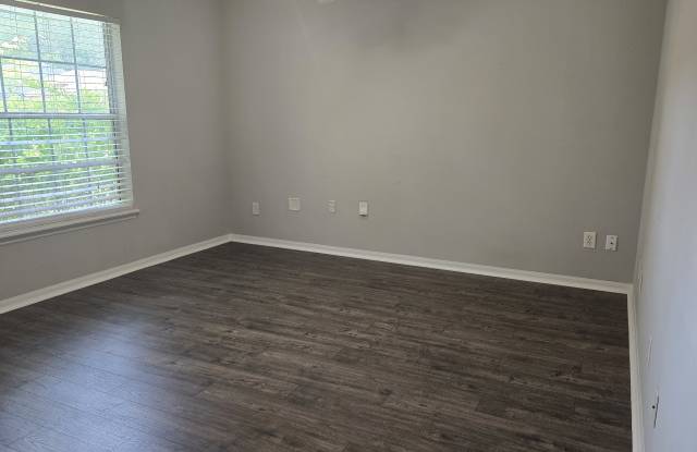 1648 Glen Laurel Dr Gallery 3