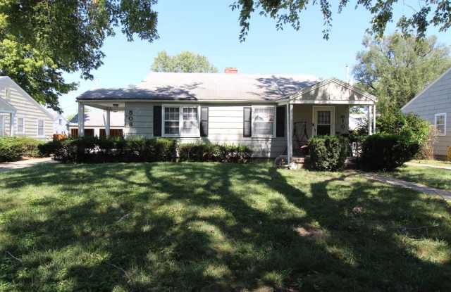 Fully Remodeled 1 Bedroom Duplex In NKC photos photos