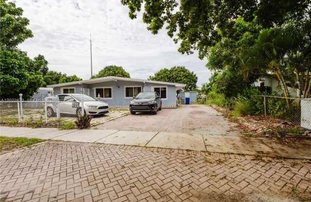 1550 NE 41st Ct - 1550 Northeast 41st Court, Pompano Beach, FL 33064 1550 NE 41st Ct - 1550 Northeast 41st Court, Pompano Beach, FL 33064