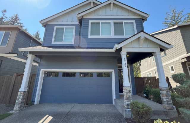 Expansive 3-Bedroom, 3-Bathroom Home with Entertainment Room  Private Backyard photos photos