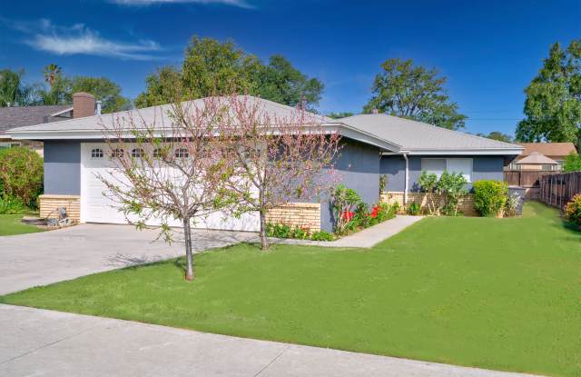 8311 Raintree Avenue photos photos 8311 Raintree Avenue photos photos