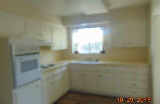 28824 Murrieta Rd Gallery 4