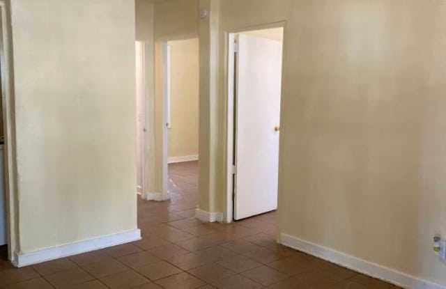 1616 West 11 Street Gallery 4