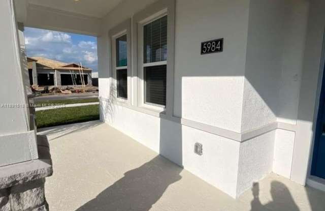 5984 ZEN WAY photos photos