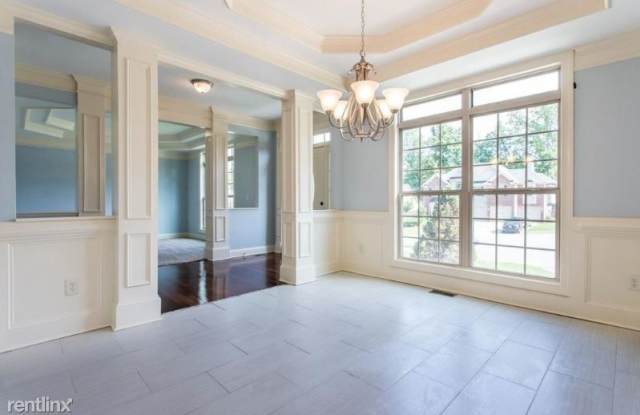 1032 Longshore Cv Gallery 4