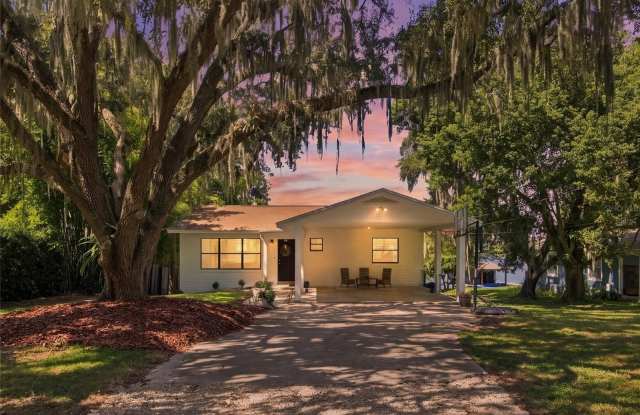 38 LIVE OAK Road Gallery 1