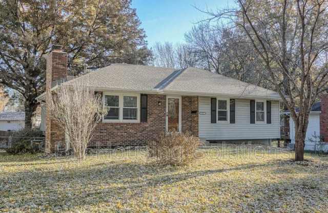 2517 Tamaqua Ave - 2517 Tamaqua Avenue, Independence, MO 64055