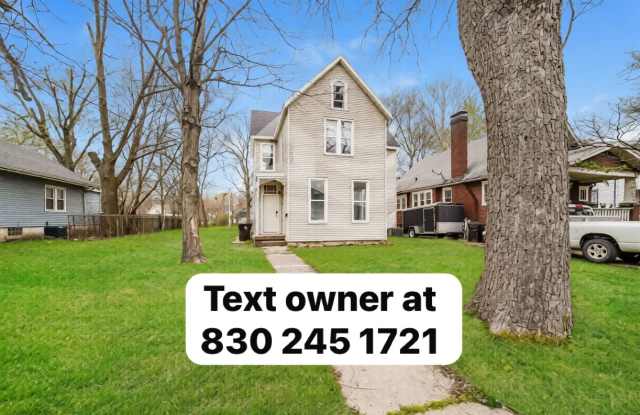 1325 N Broadway St photos photos