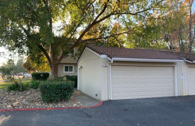Woodstock Green Townhome unit with a community pool! photos photos
