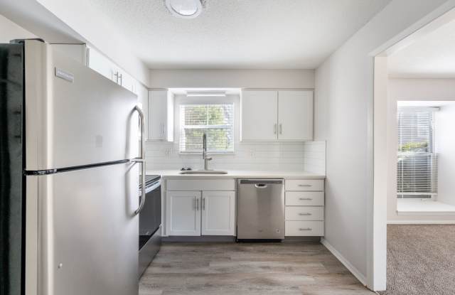 Corinth Paddock photos photos