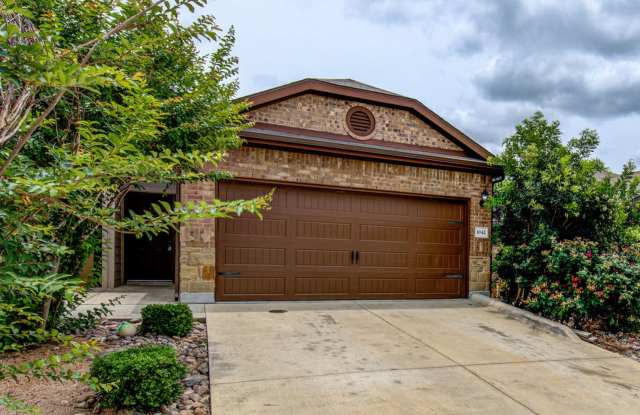 Nice 3 Bedroom Duplex located in New Braunfels! photos photos