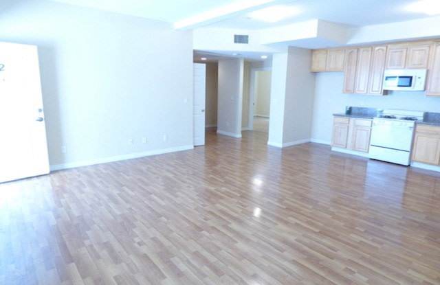 5241 Riverton Gallery 2