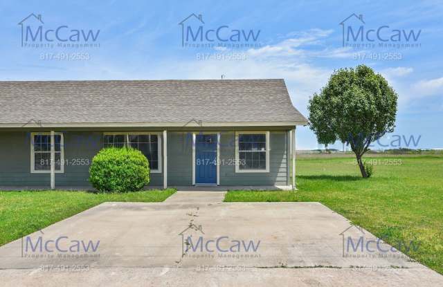 Great 3/2 Duplex in Weatherford! - 201 Blue Bell Court, Parker County, TX 76088