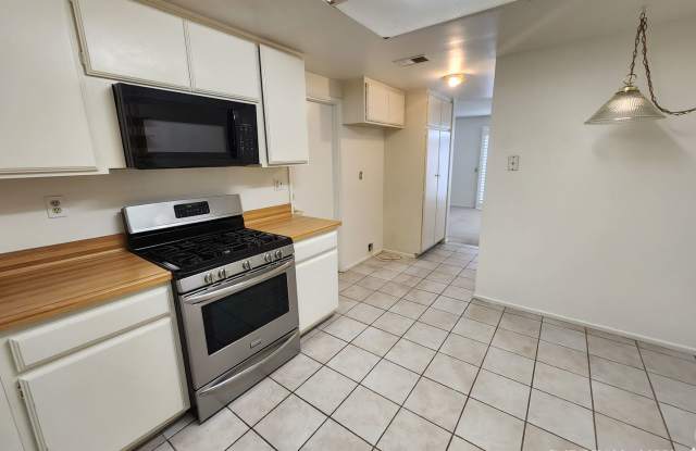 Arcadia 3 Bedroom Townhouse Gallery 3