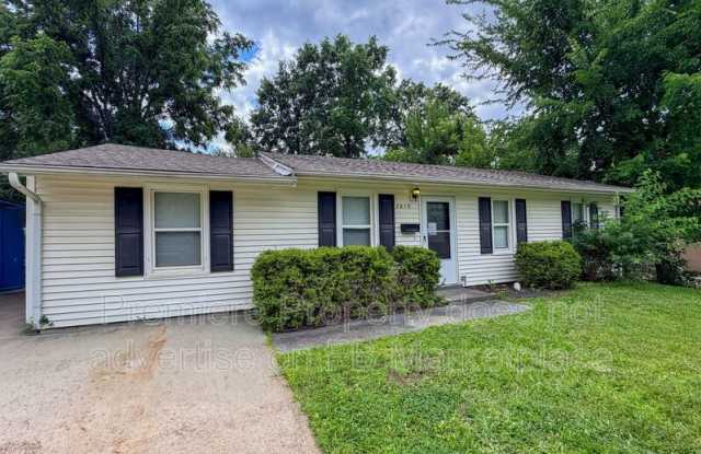 7815 E 51st St - 7815 East 51st Street, Kansas City, MO 64129