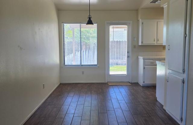 1012 Orangewood St. - House Gallery 4