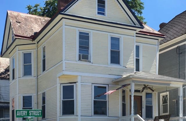 1128 Avery Street - 1128 Avery Street, Parkersburg, WV 26101