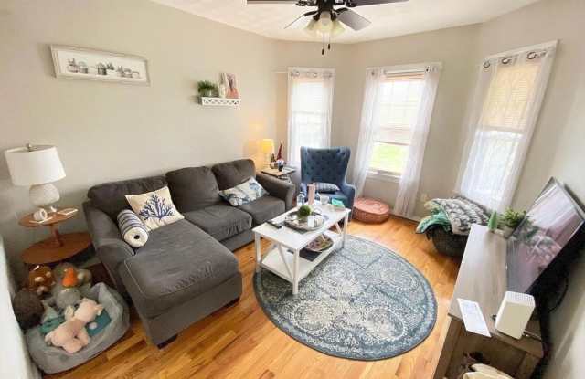 184 Boston St photos photos