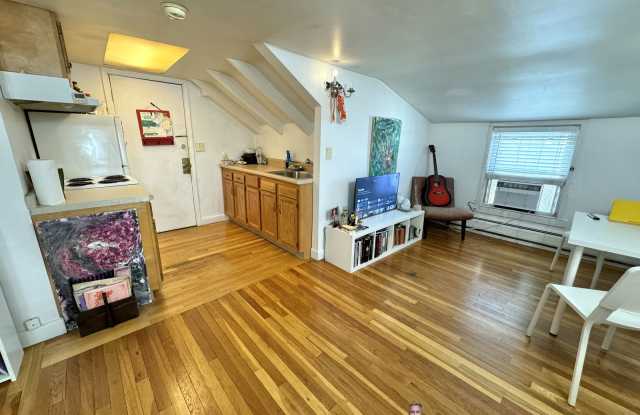 10 Church Road - 10 Church Road, Newton, MA 02458