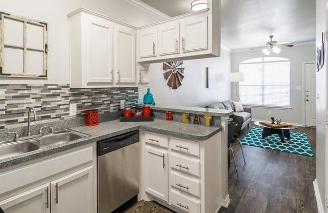 Residences at Holly Oaks Gallery 3