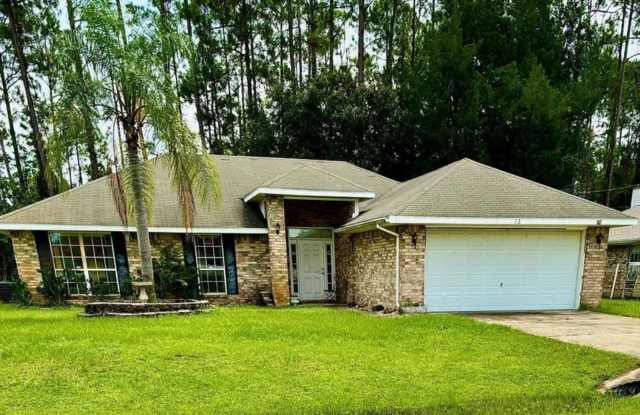 4-Bedroom / 2-Bathroom Home in Palm Coast - 12 Regency Drive, Palm Coast, FL 32164
