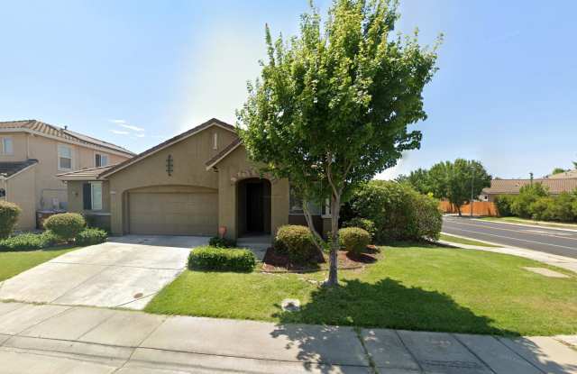 GREAT Elk Grove Home! BEAUTIFUL Corner Lot Single Story! (PLEASE READ ENTIRE AD FOR SHOWINGS)!!!!! - 5200 Nectar Circle, Elk Grove, CA 95757