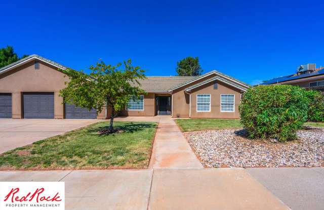 Pet Friendly 4 Bedroom 2 Bathroom home. - 276 Red Mountain Boulevard, Ivins, UT 84738