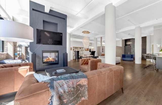 1000 W Washington Boulevard Gallery 4