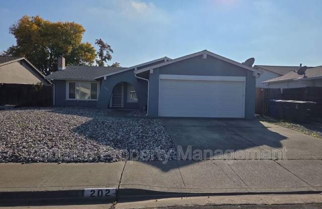 202 Richard Place - 202 Richard Place, Vacaville, CA 95687