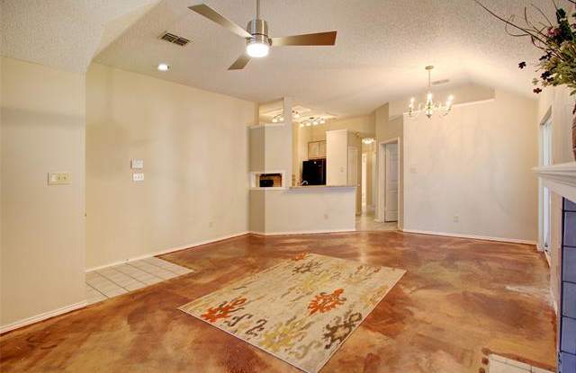 376 Arbor Lane Gallery 4
