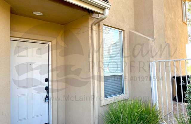 RE: Spacious End-Unit Townhome in Gated Chapala Community, Eastlake Gallery 4