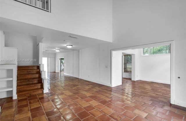 20908 Leeward Ct photos photos