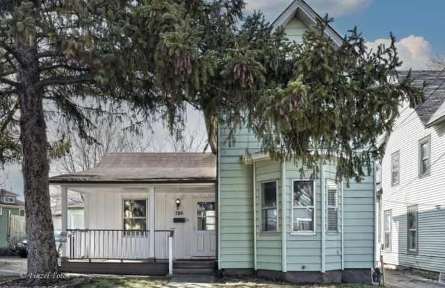 286 Villa Street photos photos