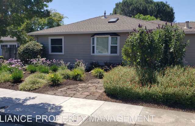 2614 Patio Court Gallery 2