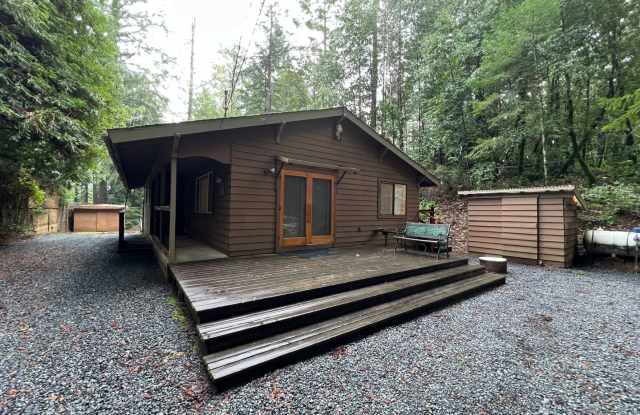 1,192 Square Foot 3 bedroom, 2 bath private home on 1 acre, washer, dryer, storage photos photos