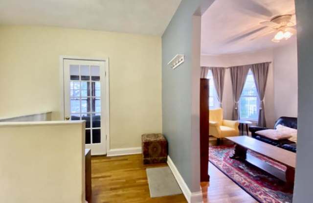 20 Cypress Gallery 3