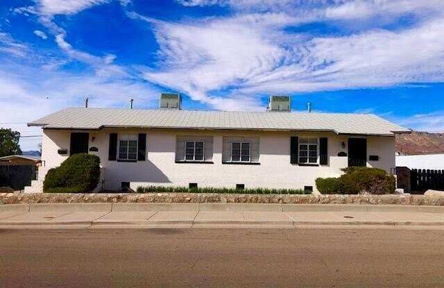 1307 Chadbourne Street Gallery 1