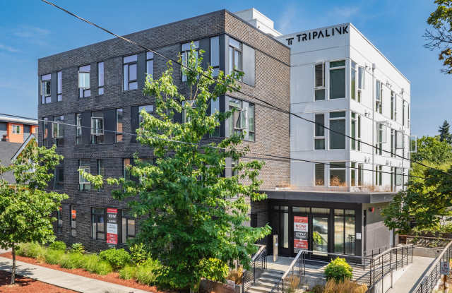 Fifty-Two Apartments - Student Housing Gallery 2