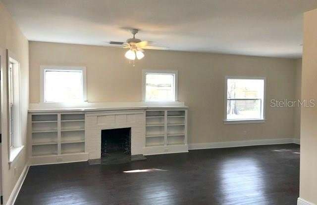 3009 W BAY COURT Avenue Gallery 4