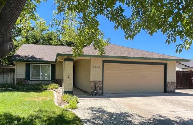 1522 Rhododendron Drive photos photos