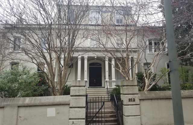 212 West Franklin Street - 103 photos photos