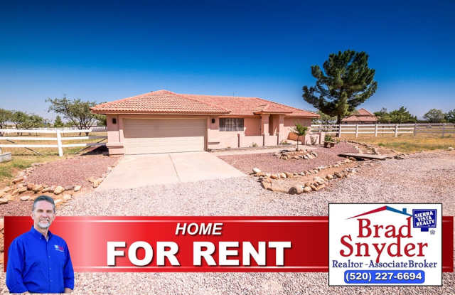 Large Home in Quiet Area, 3 Bedroom, 2 Bath with Fireplace, 2 Car Garage photos photos