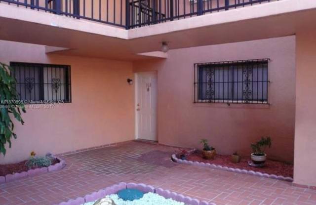 1290 W 41st St photos photos